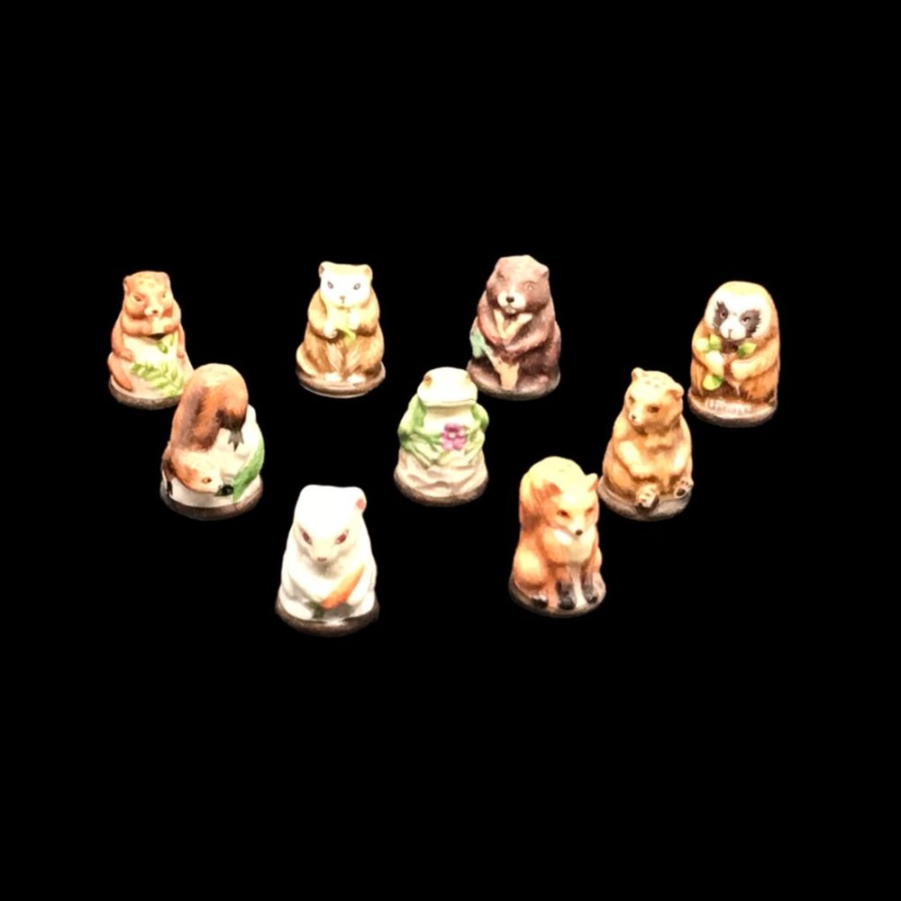 Porcelain thimble set